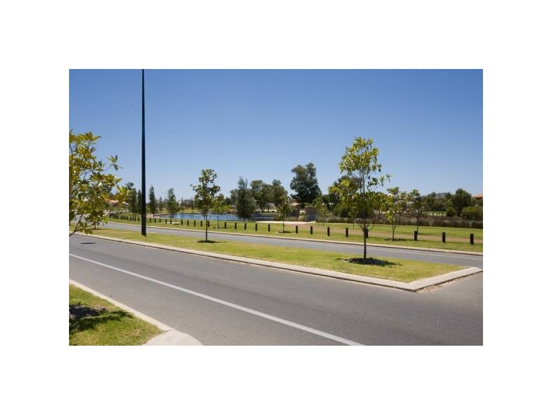 274 Wentworth Parade, Success WA 6164