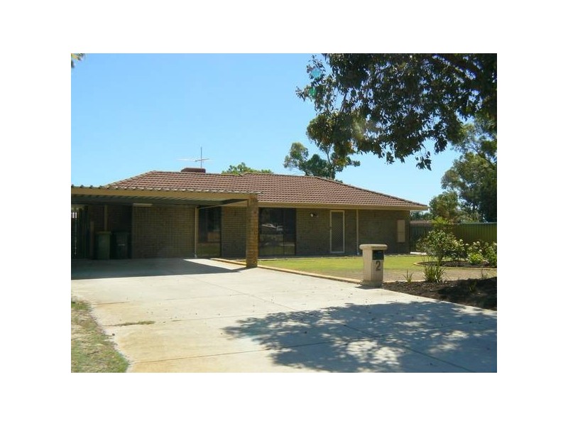 2 Thatched Court, Bibra Lake WA 6163