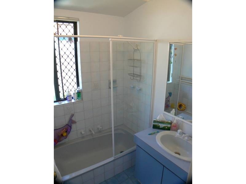 2 Thatched Court, Bibra Lake WA 6163