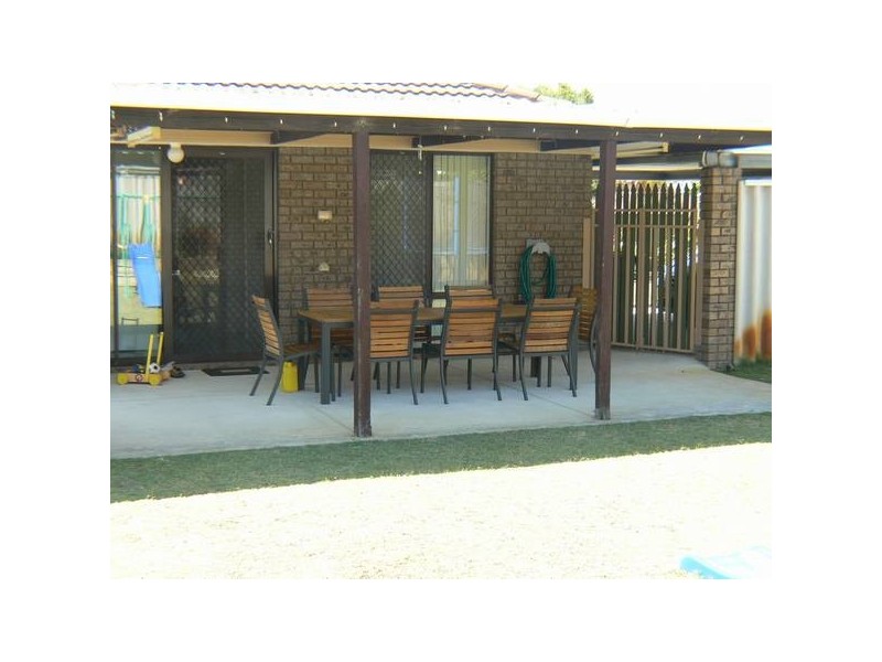 2 Thatched Court, Bibra Lake WA 6163
