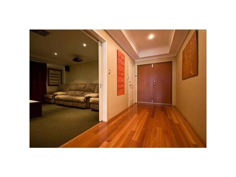 41 Jackadder Ave, Success WA 6164