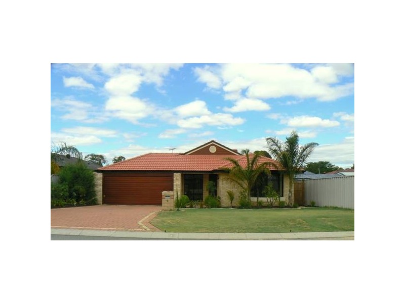 4 Kabbarli Loop, South Lake WA 6164