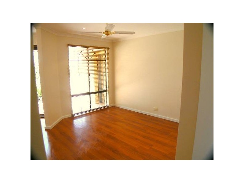 4 Kabbarli Loop, South Lake WA 6164