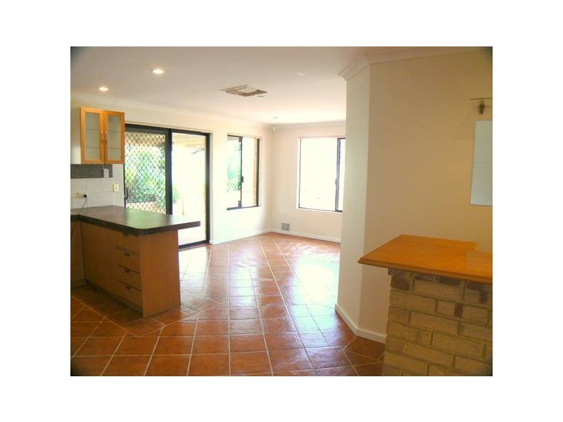 4 Kabbarli Loop, South Lake WA 6164