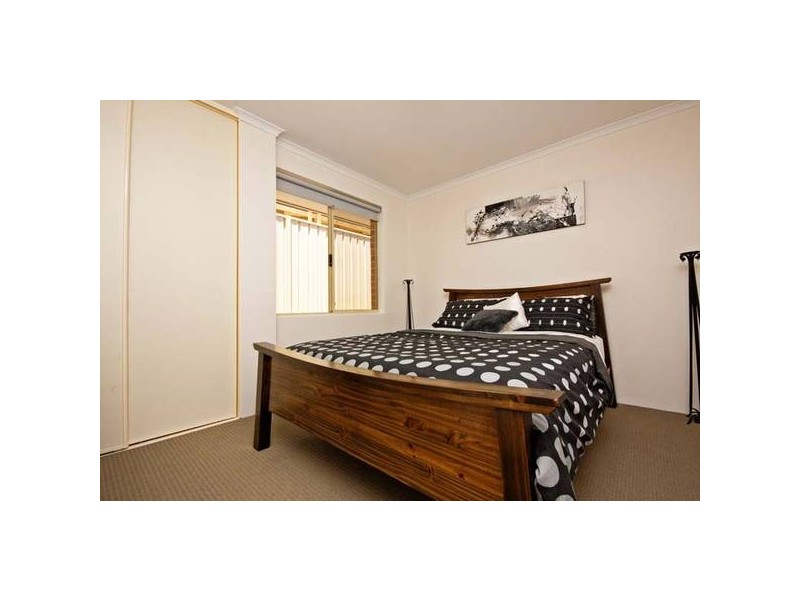 31 Murrumbidgee Drive, Success WA 6164