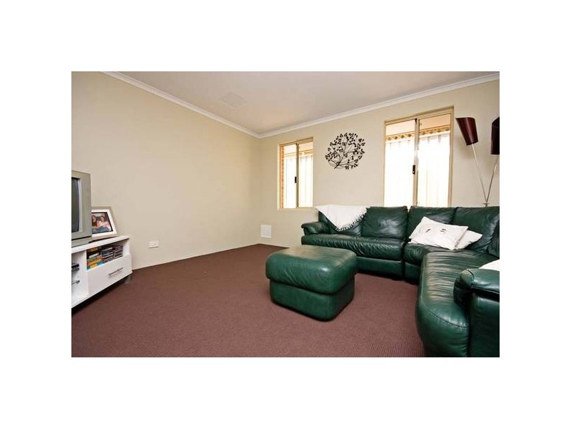 31 Murrumbidgee Drive, Success WA 6164