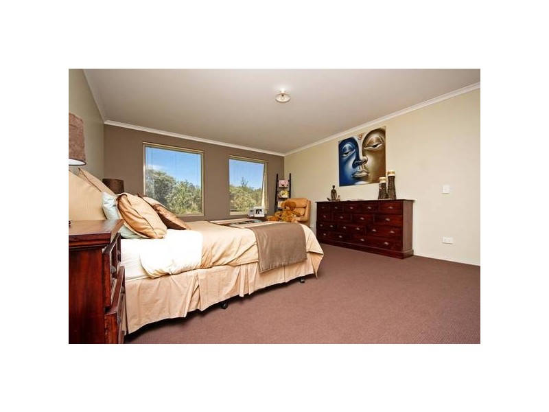 31 Murrumbidgee Drive, Success WA 6164