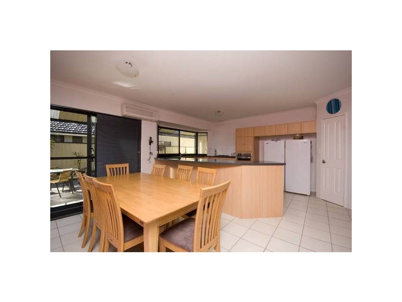 12 Caridean Way, Success WA 6164