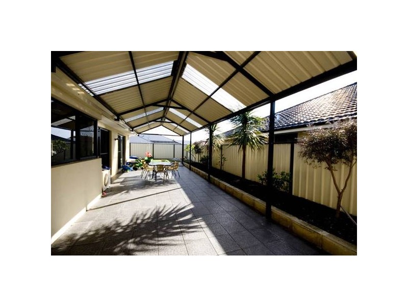 12 Caridean Way, Success WA 6164