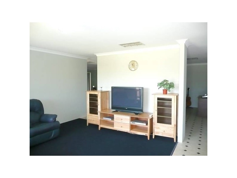 41 Briggs Street, South Lake WA 6164