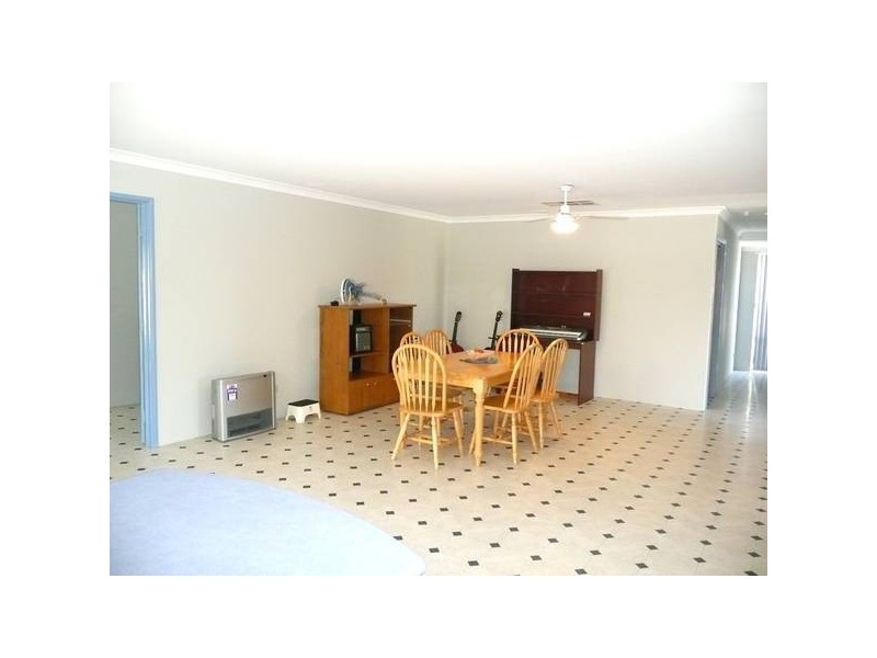 41 Briggs Street, South Lake WA 6164