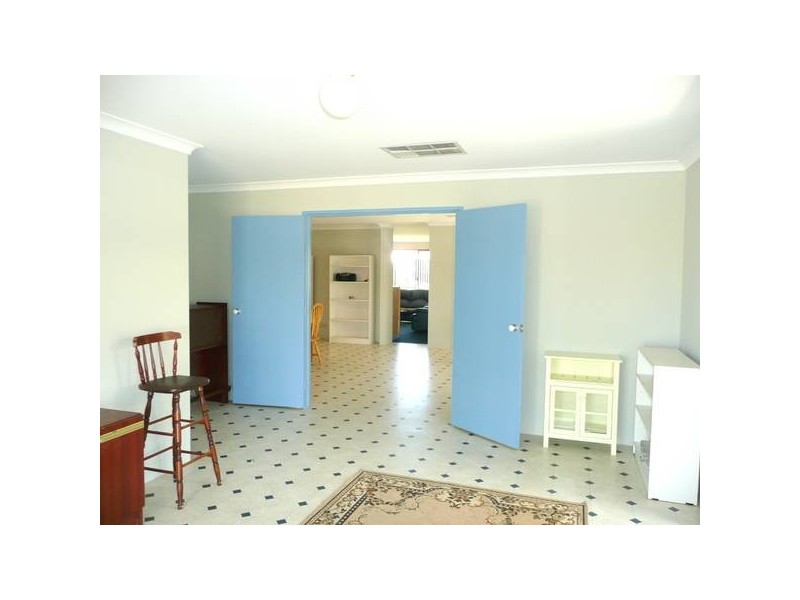 41 Briggs Street, South Lake WA 6164