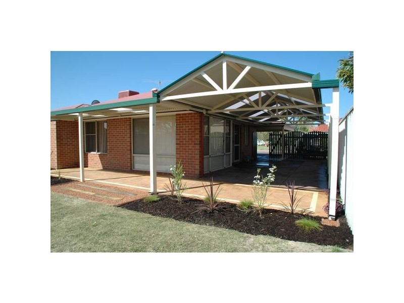 18 McGuckin Close, Atwell WA 6164