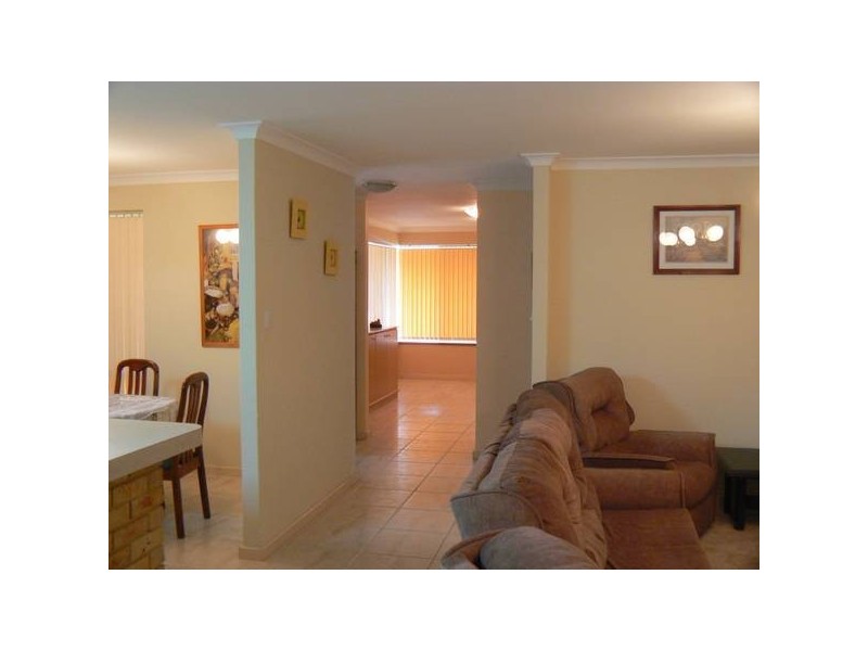 11 Angus Avenue, Spearwood WA 6163