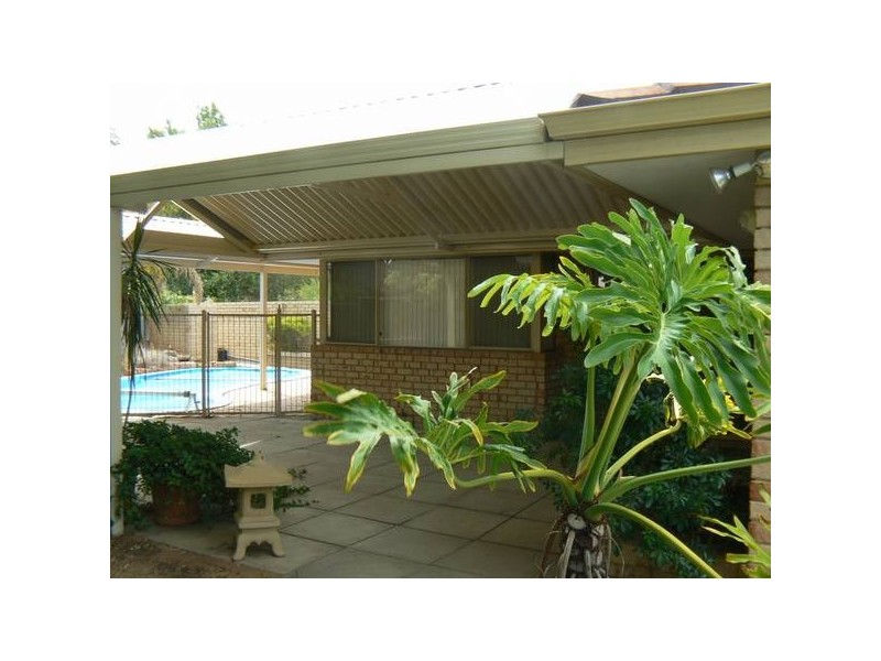 11 Angus Avenue, Spearwood WA 6163