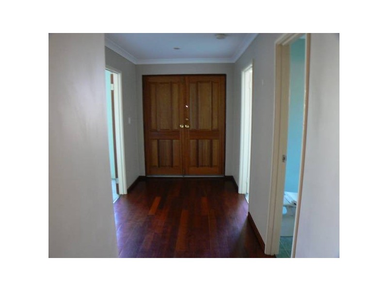 11 Lakeridge Drive, Jandakot WA 6164