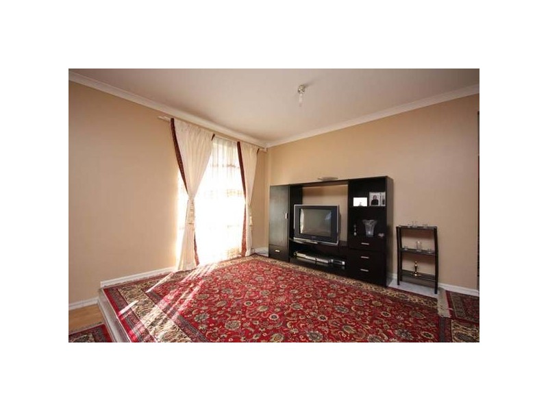 2 Tulipwood Place, South Lake WA 6164