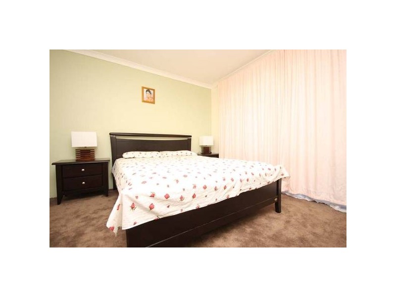 2 Tulipwood Place, South Lake WA 6164