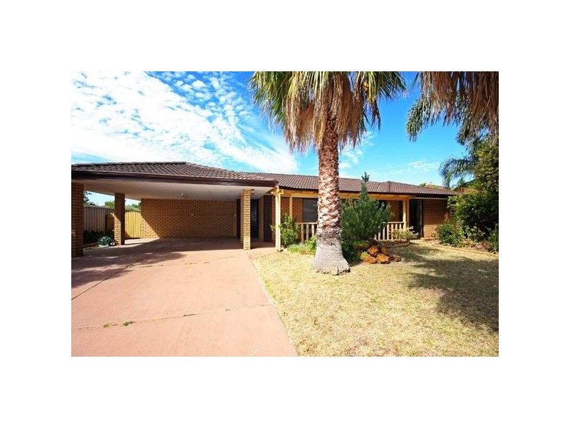 12 Bluebell Way, Bibra Lake WA 6163