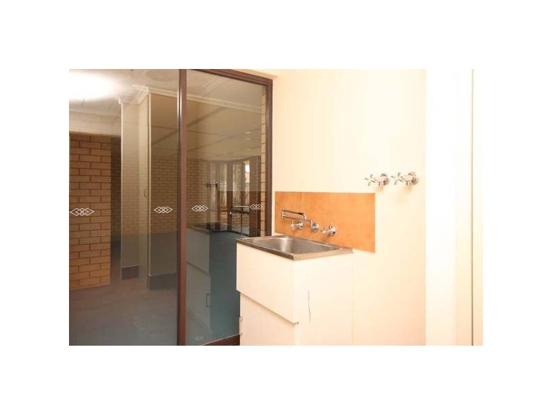 12 Bluebell Way, Bibra Lake WA 6163