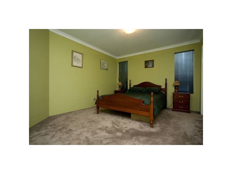37 Murrumbidgee Drive, Hammond Park WA 6164