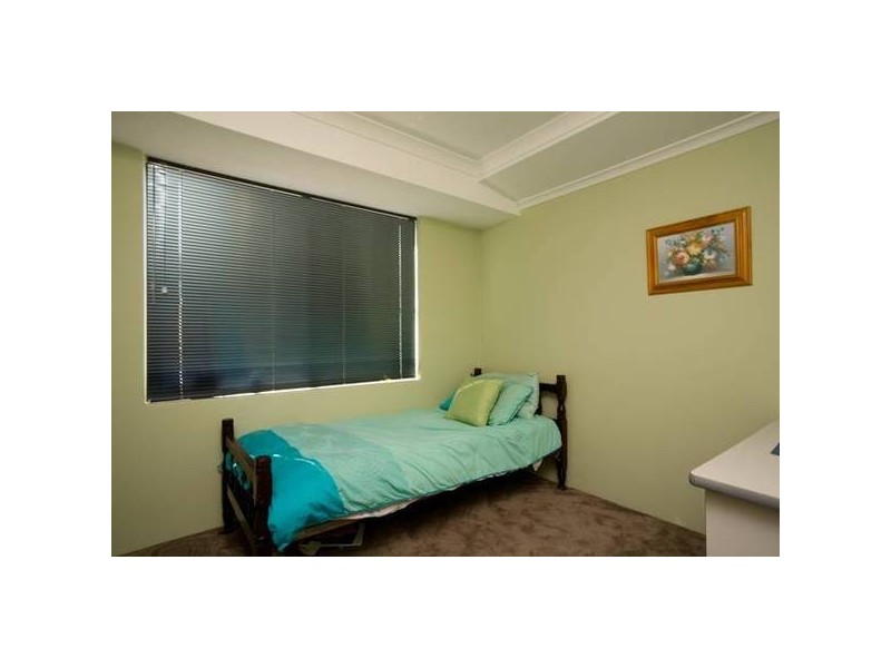 37 Murrumbidgee Drive, Hammond Park WA 6164