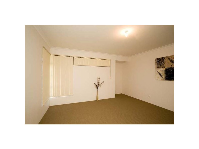 14 Cotswold Parade, Aubin Grove WA 6164