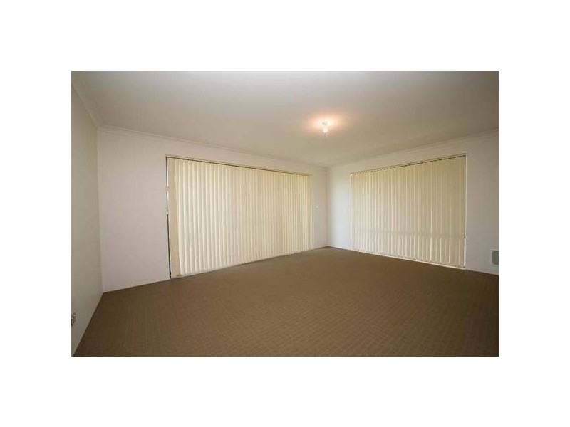 14 Cotswold Parade, Aubin Grove WA 6164