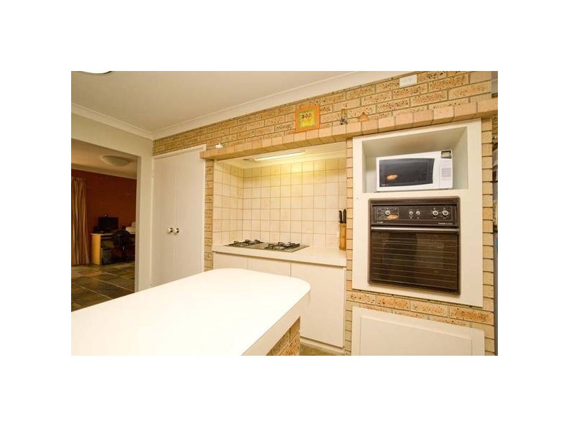 18 Windmill Drive, Bibra Lake WA 6163