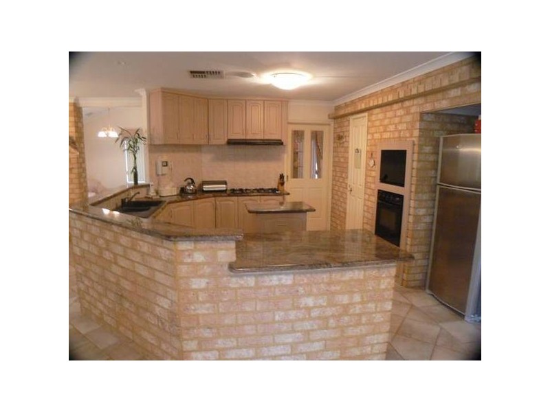 10 Coleridge Place, North Lake WA 6163