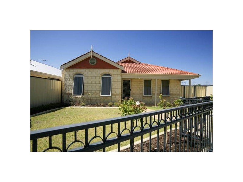 325 Wentworth Parade, Success WA 6164