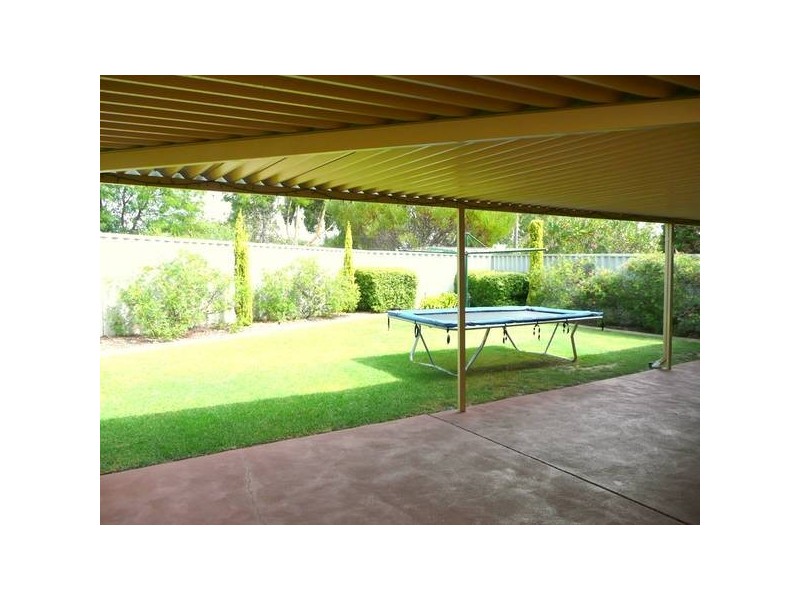29 Bracken Way, Bibra Lake WA 6163