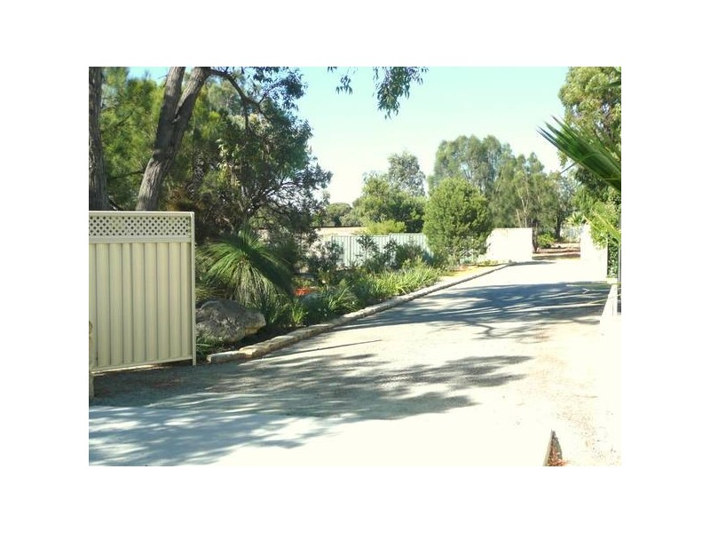 22 Foxall Place, South Lake WA 6164