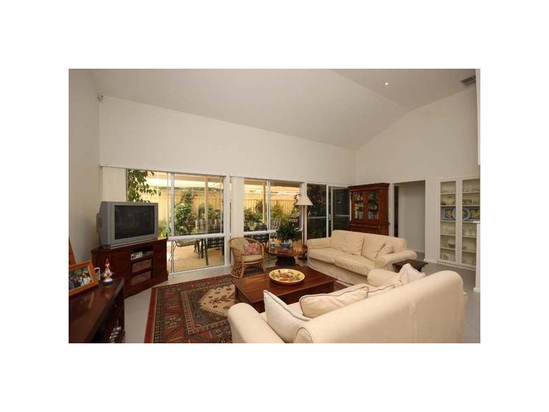 22 Foxall Place, South Lake WA 6164