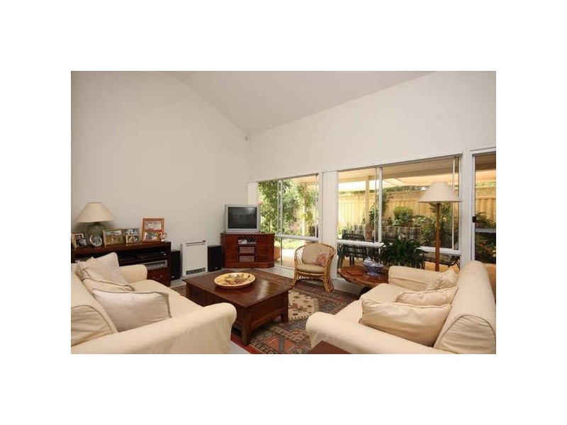 22 Foxall Place, South Lake WA 6164