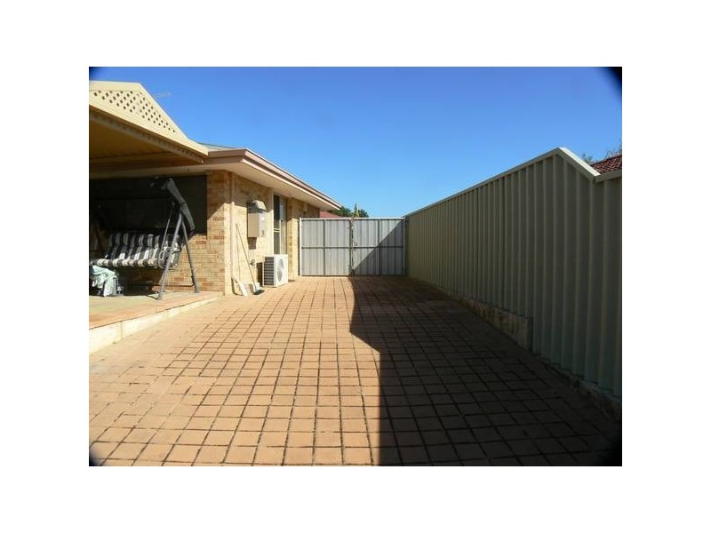 10 Ranunculus Court, Beeliar WA 6164