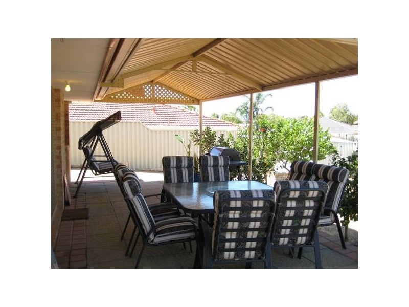 10 Ranunculus Court, Beeliar WA 6164