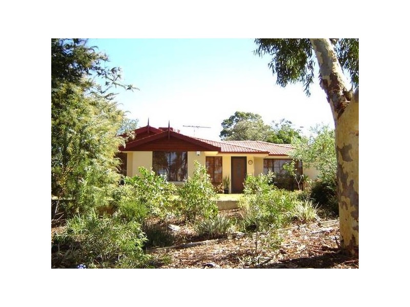31 Marchant Drive, Bibra Lake WA 6163