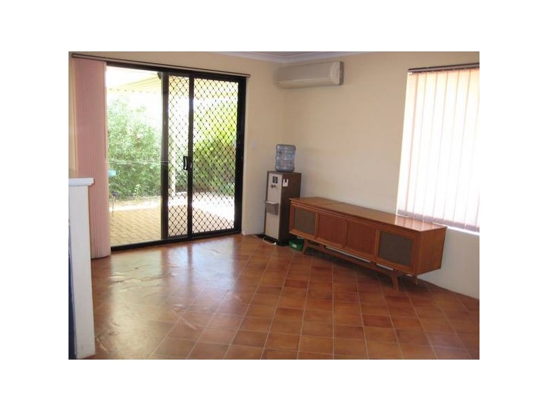 8 Waitch Loop, Beeliar WA 6164