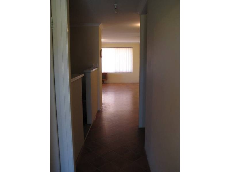 8 Waitch Loop, Beeliar WA 6164