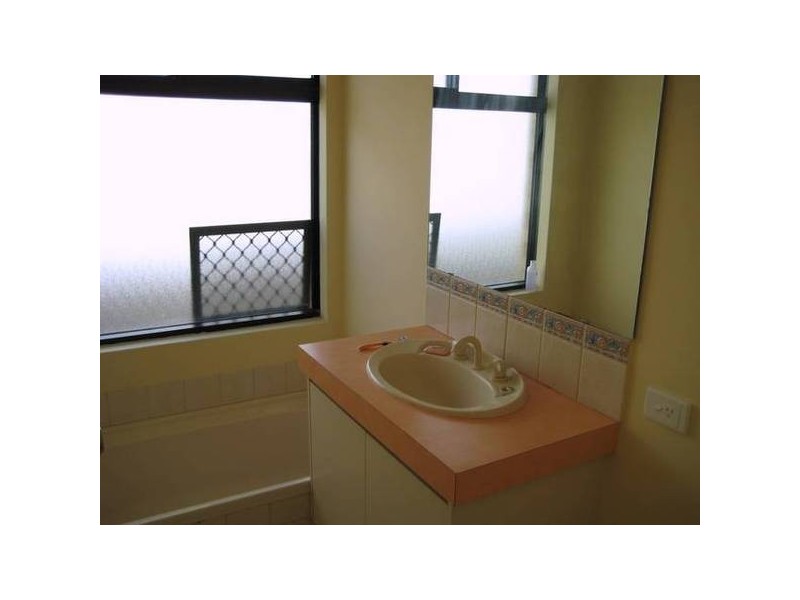 8 Waitch Loop, Beeliar WA 6164