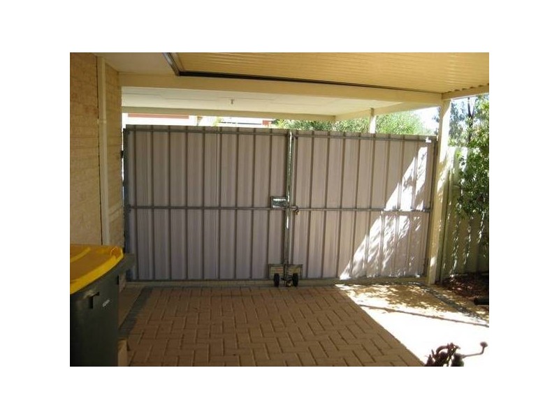 8 Waitch Loop, Beeliar WA 6164