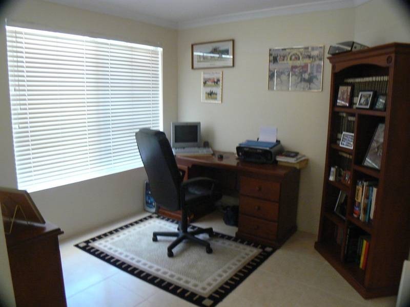 60 Carnegie Parade, Success WA 6164
