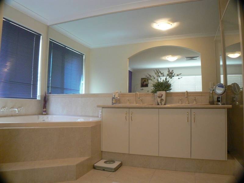 60 Carnegie Parade, Success WA 6164