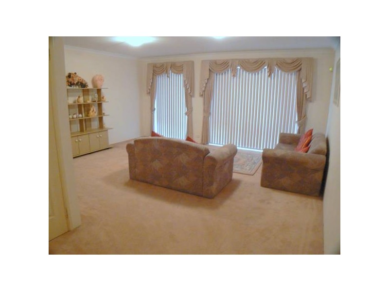 10 Coleridge Place, Winthrop WA 6150