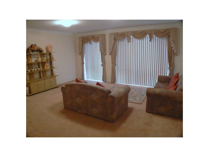 10 Coleridge Place, Winthrop WA 6150