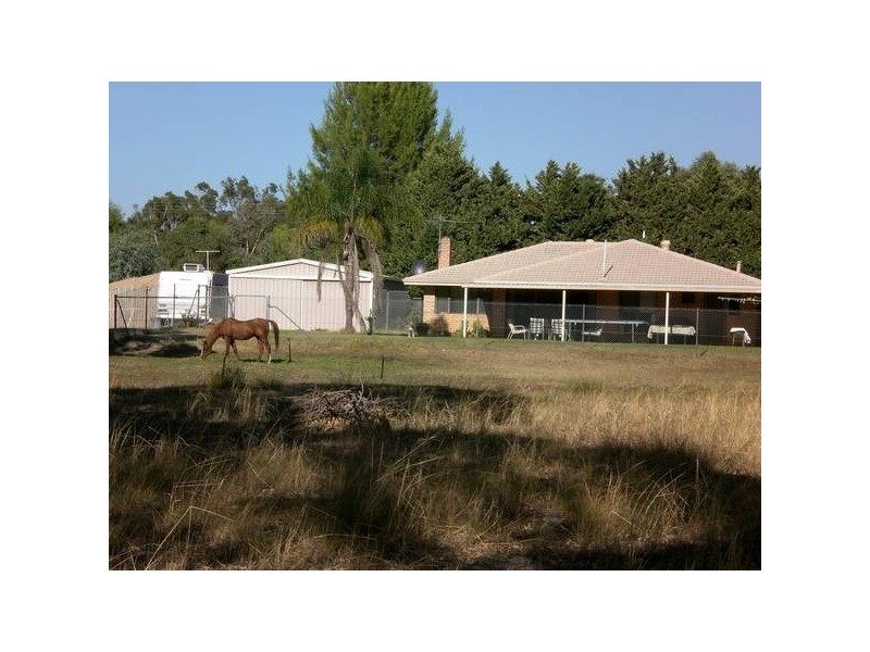 170 Leslie Road, Wandi WA 6167