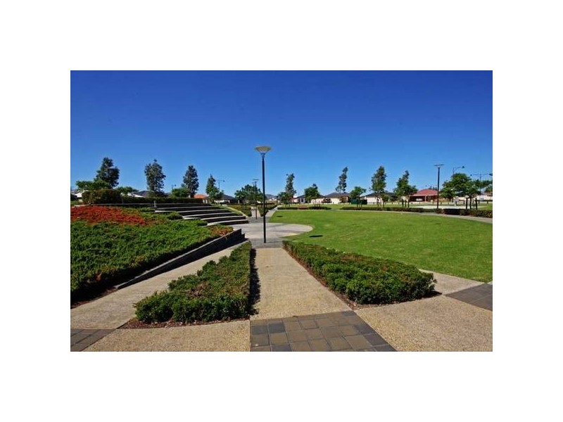 2 Goulburn Approach, Hammond Park WA 6164