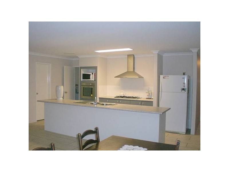 3 Yoorn Way, Bertram WA 6167