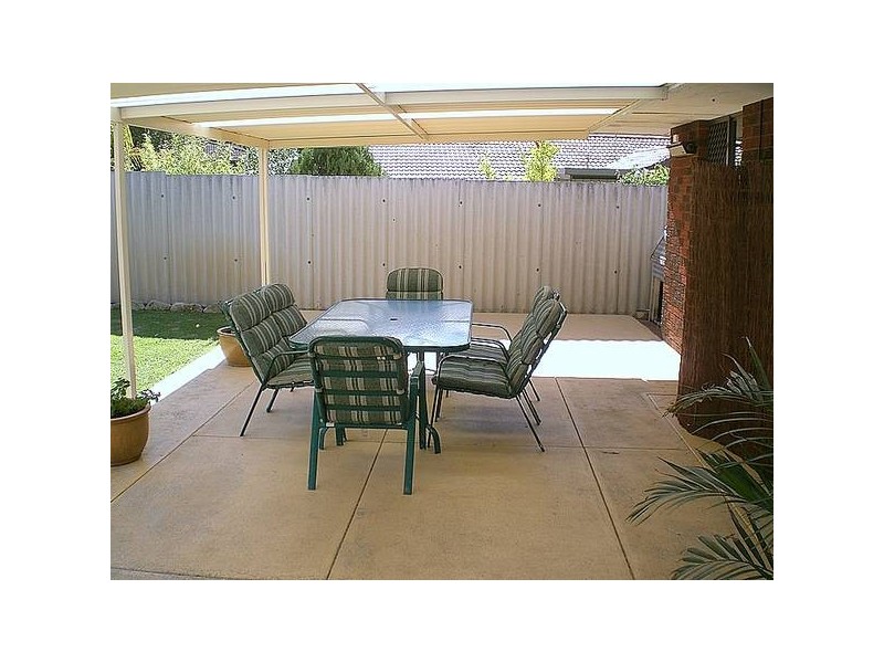 72 Parkway Road, Bibra Lake WA 6163